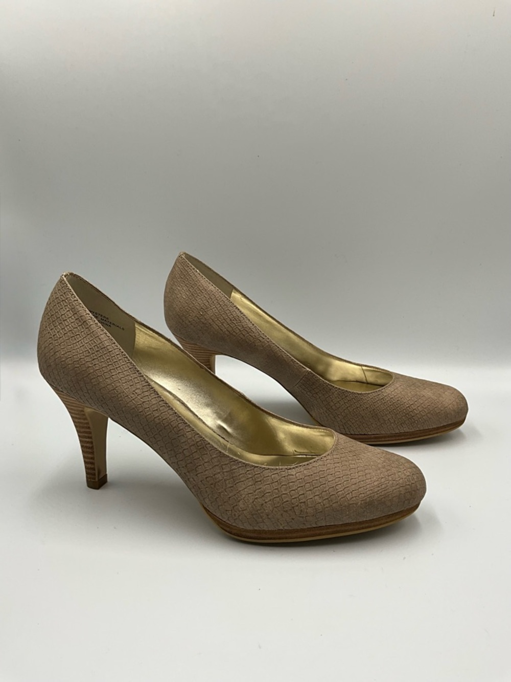 Anne Klein Taupe Textured Mid-Heel Pumps